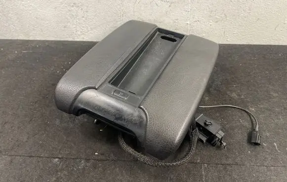 BMW 5 E39 Armrest 7140692