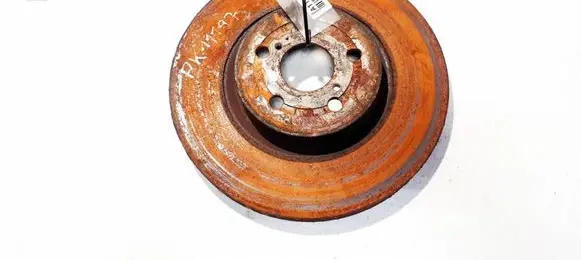Toyota Avensis T250 Front brake disc VENTILIUOJAMAS