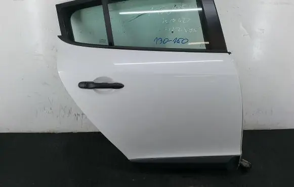 Renault Megane III Rear door