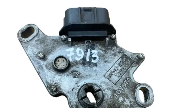 Toyota RAV 4 (XA40) Gear selector 8454012230