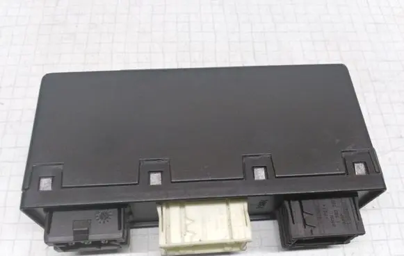 BMW 5 E39 Other control units/modules 613583787729 689667