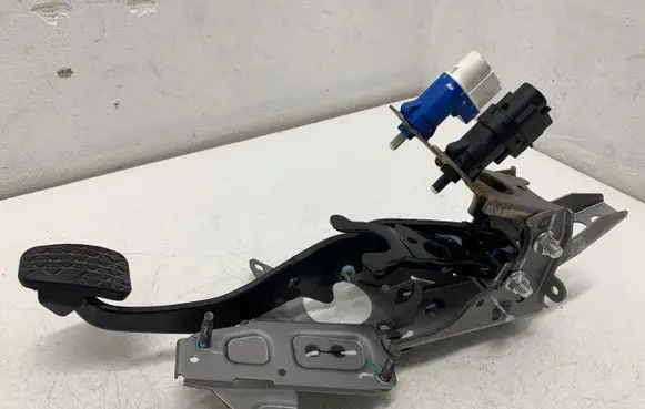 Ford Ecosport Brake pedal 8V512450AG