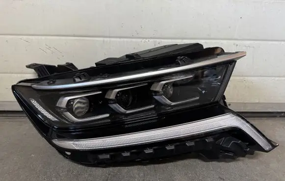 KIA Sorento IV Headlight/headlamp 92102P2120