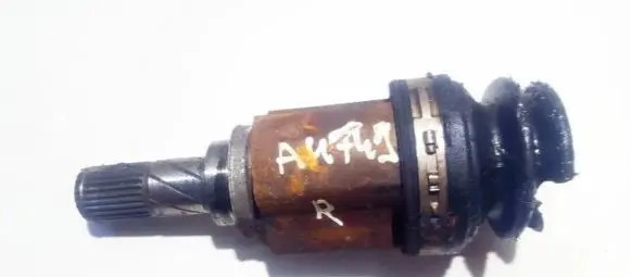 Nissan Note (E12) Driveshaft inner CV joint 
