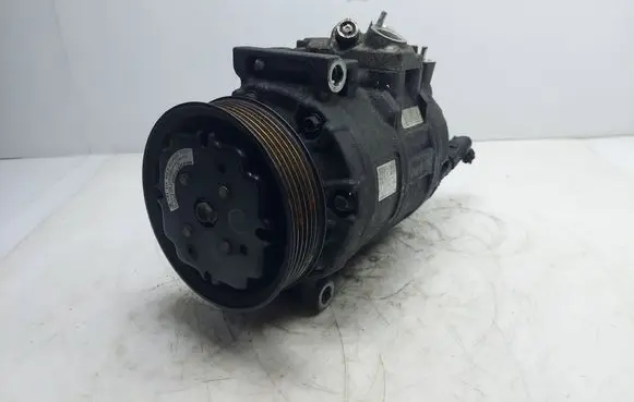 Volkswagen Golf V Air conditioning (A/C) compressor (pump) 1K0820803F 4472209203