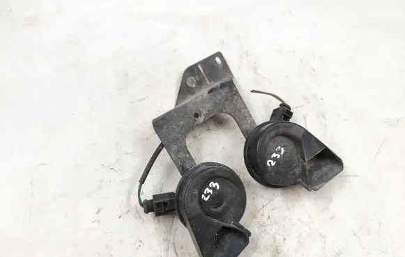Audi A6 S6 C6 4F Horn signal 703881165 024148