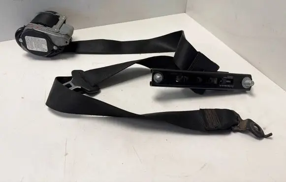 Volkswagen Crafter Front seatbelt 601384100 A9068600088
