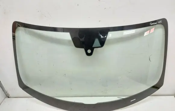 Porsche Taycan 9J1 Front windscreen/windshield window