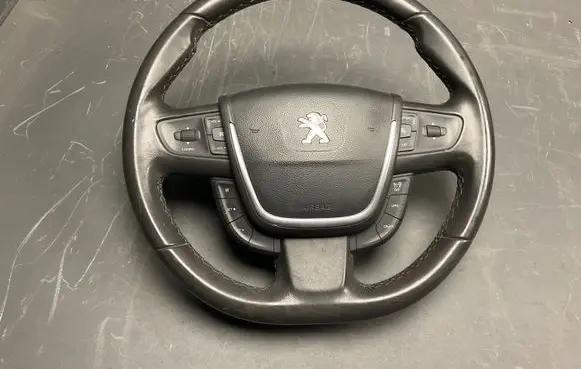 Peugeot 508 Steering wheel 96863325 34077474D 1018649S54A