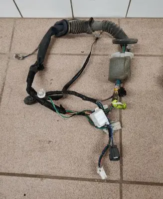 Subaru Legacy Front door wiring loom 81821AG140