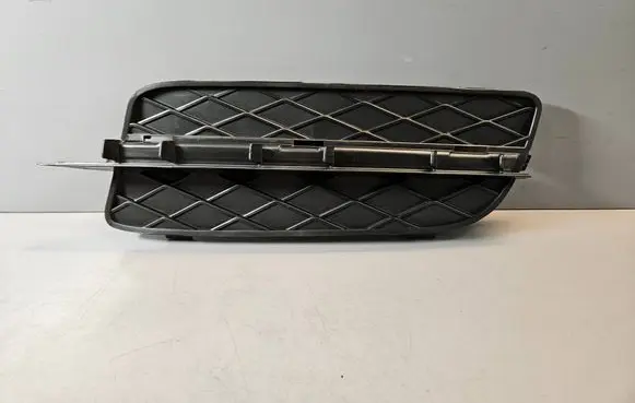 BMW X5 E70 Front fog light trim/grill 7159593 51117159593