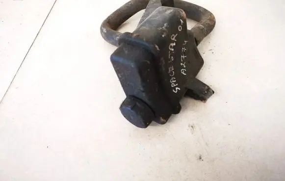 Mitsubishi Space Star Brake fluid reservoir 