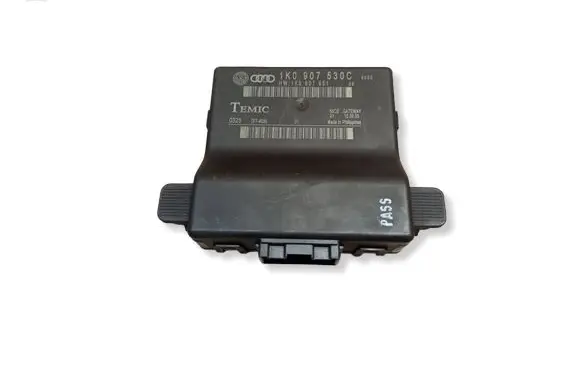 Volkswagen Golf IV Gateway control module 1K0907530C 1K0907951
