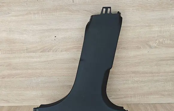 BMW 4 G22 G23 G24 G26 (B) pillar trim (bottom) 7490760