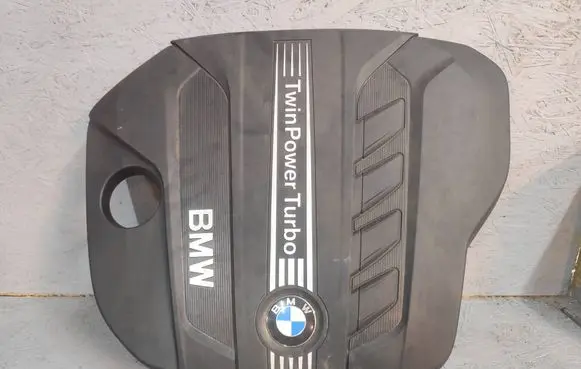 BMW X3 F25 Engine cover (trim) 7811024 15671610 E102030405