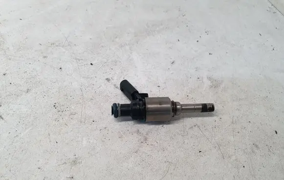 Audi A6 S6 C6 4F Fuel injector 06H906036G