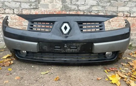Renault Megane II Front bumper 8200142000 8200142001