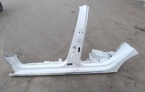 Volkswagen Jetta VI Side car body part 