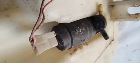 Fiat Bravo - Brava Windscreen/windshield washer pump A563