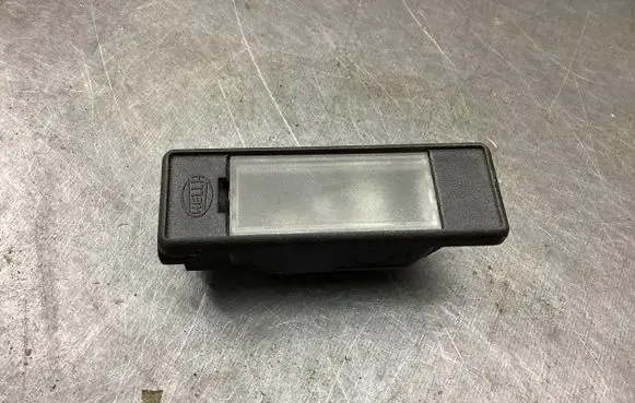 Citroen C5 Number plate light 153012 2C13