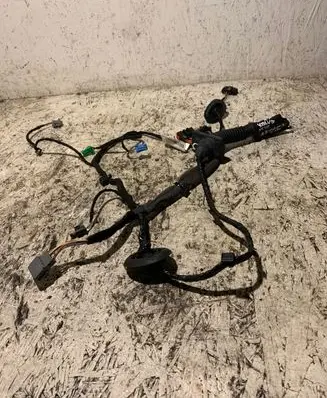 Volvo XC40 Front door wiring loom