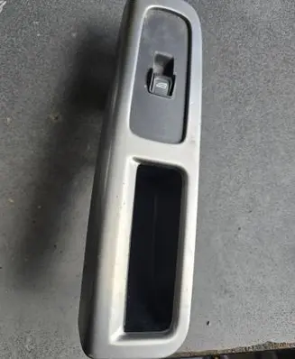 Volvo C30 Electric window control switch 8663815 BSW464