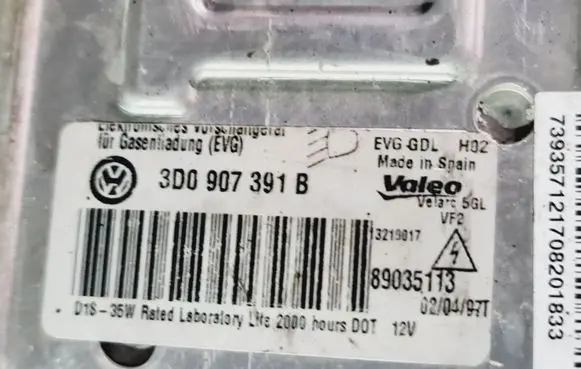 Volkswagen PASSAT B6 Headlight ballast module Xenon 3D0907391B