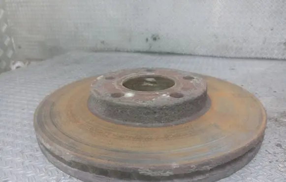 Volkswagen PASSAT B5 Front brake disc