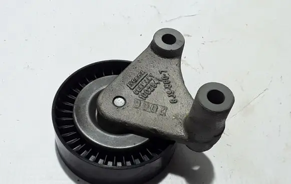 Volvo XC90 Timing belt/chain tensioner 31460386