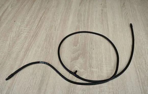 BMW 4 G22 G23 G24 G26 Windshield washer fluid hose 7427887