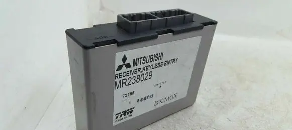 Mitsubishi Carisma Other control units/modules MR238029