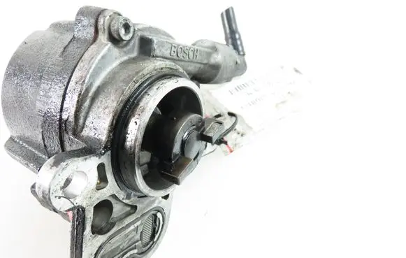 Citroen Berlingo Vacuum pump D1431A14041