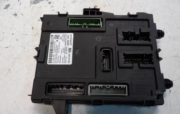 Renault Kadjar Comfort/convenience module 284B15533R A2C9057610301 4811011609100025