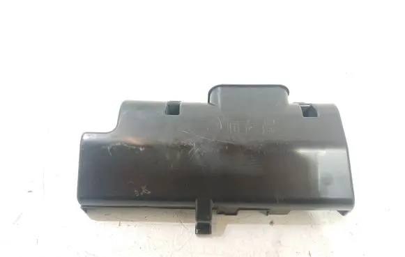Volvo S60 Fuse box cover 31398100