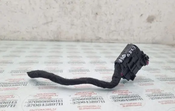 Seat Exeo (3R) Front door wiring loom 8E0972701