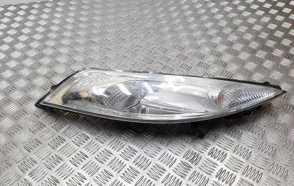 Nissan Juke I F15 Front indicator light F001
