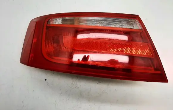 Audi A5 8T 8F Rear/tail lights 8T0945096