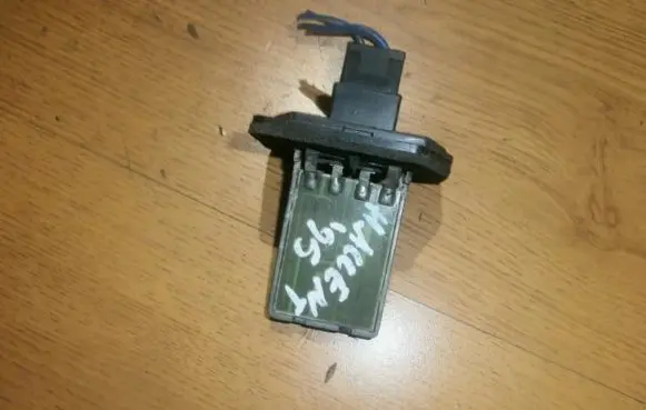 Hyundai Accent Heater blower motor/fan resistor rcda