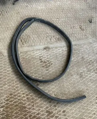 Mitsubishi ASX Rear door rubber seal (on body) 