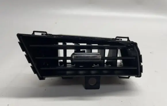 Ford Mustang VI Dashboard air vent grill cover trim FR3B19893