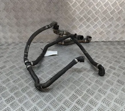 Mercedes-Benz Sprinter W907 W910 Engine coolant pipe/hose A9105011400