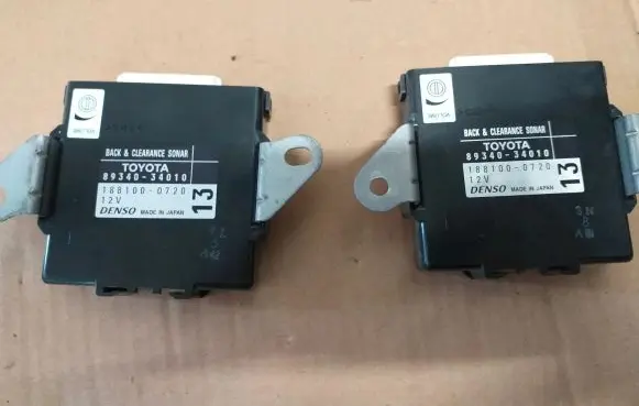 Toyota Tundra II Trunk lid opening control unit 89340-34010