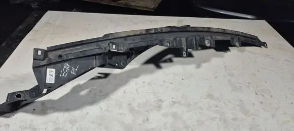 BMW X5 E70 Fender mounting bracket 10503410 7157990