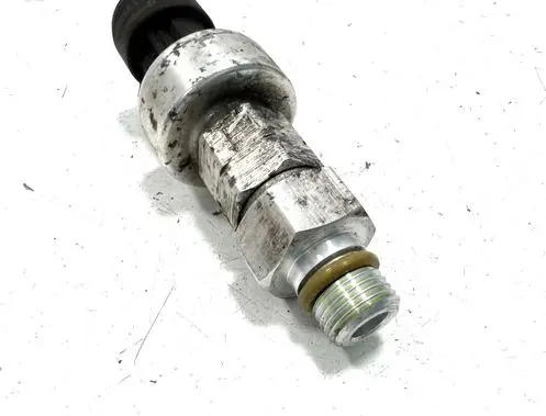 Nissan Qashqai Air conditioning (A/C) pressure sensor 7700417506