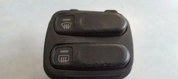 Mazda Xedos 6 Windscreen/window heater switch