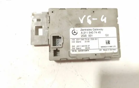 Mercedes-Benz E W211 Gateway control module A2115407445 A2114420027 A2115407545