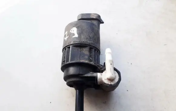 Renault Espace III Windscreen/windshield washer pump 7700821782