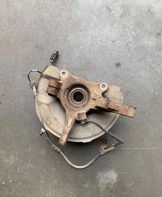 Mitsubishi Outlander Front wheel hub