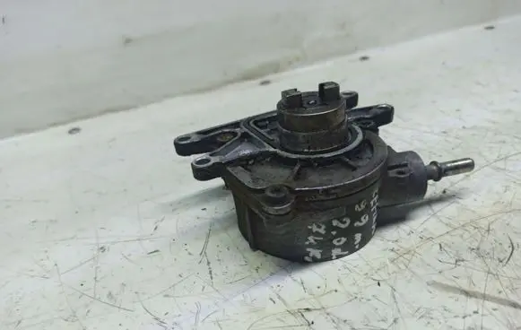 Opel Zafira A Vacuum pump 24406132