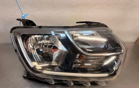 Dacia Duster II Headlight/headlamp 